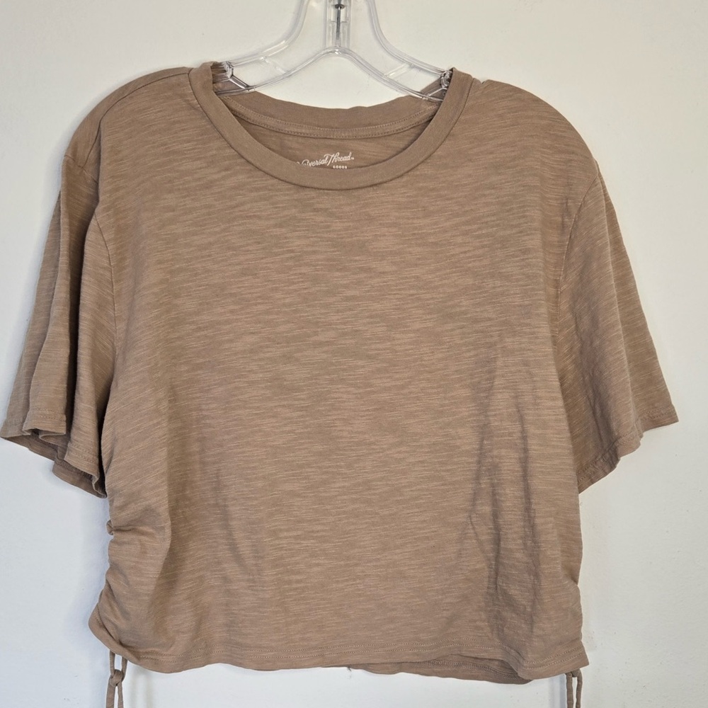 Universal Thread Short Sleeve Tan Tee